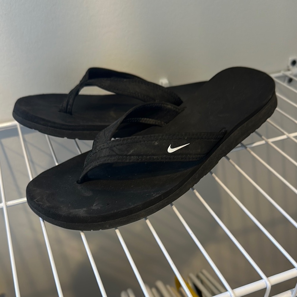 Nike Black Flip Flops